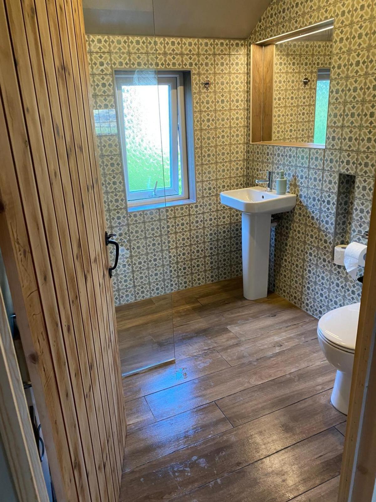 Banc Cottage Moylgrove Ngoại thất bức ảnh